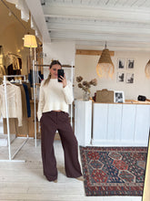 Carica l&#39;immagine nel visualizzatore di Gallery, Haveone - Pantalone sartoriale cacao

