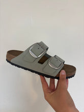 Carica l&#39;immagine nel visualizzatore di Gallery, Birkenstock - Arizona pelle nubuck salvia
