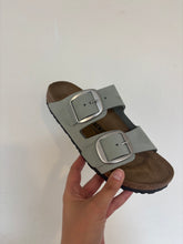 Carica l&#39;immagine nel visualizzatore di Gallery, Birkenstock - Arizona pelle nubuck salvia
